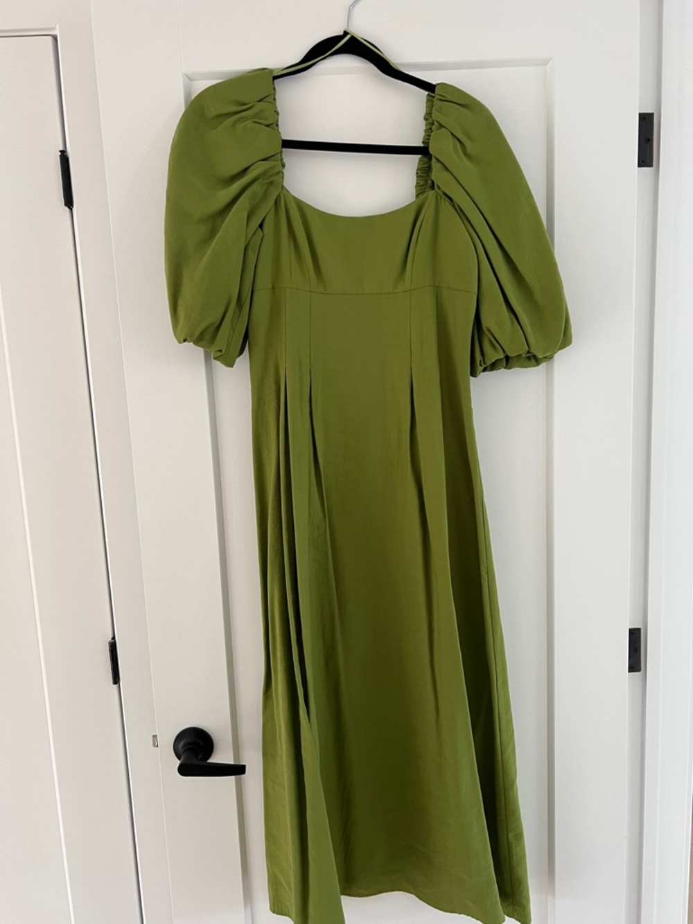 Zara Olive Green Puff-Sleeve Dress